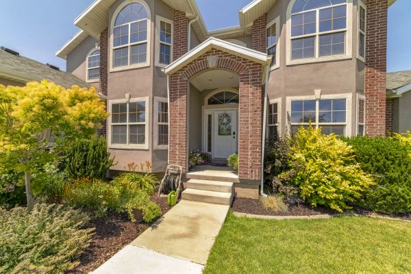 Cost of Transom Window Replacement in Garner